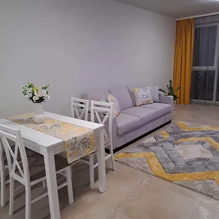 Atea Apartment *